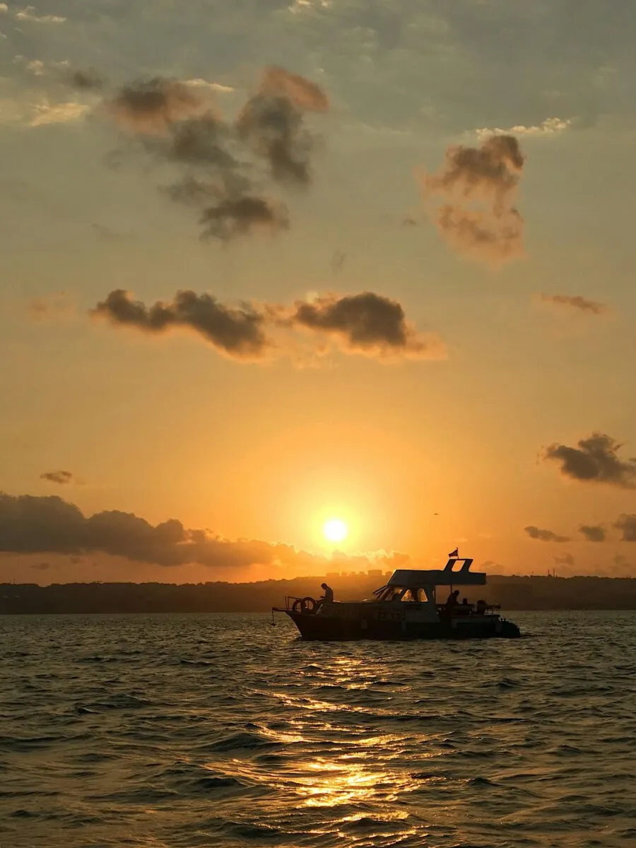 Sunset Boat Cruise Nassau