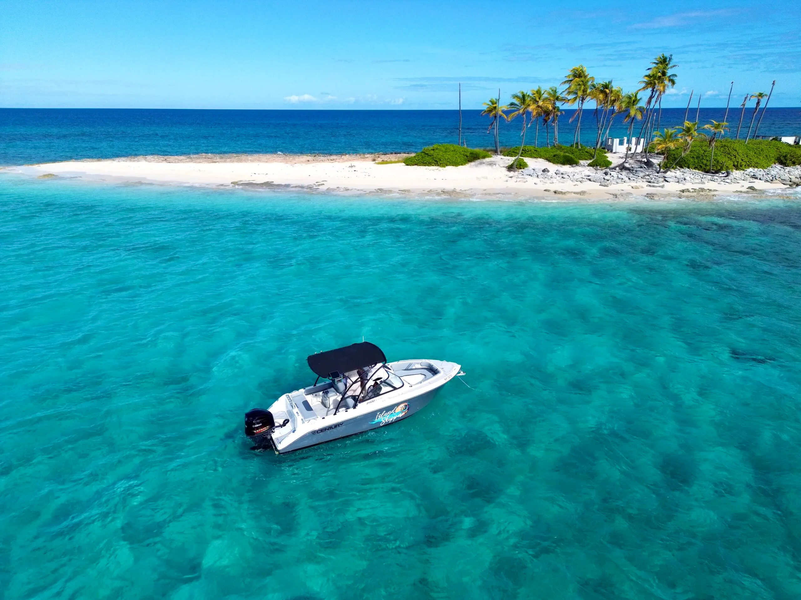 Green Cay snorkeling tracks with sea turtles